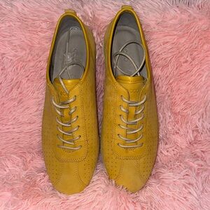Ecco Women's Mustard Lace-Up Sneakers